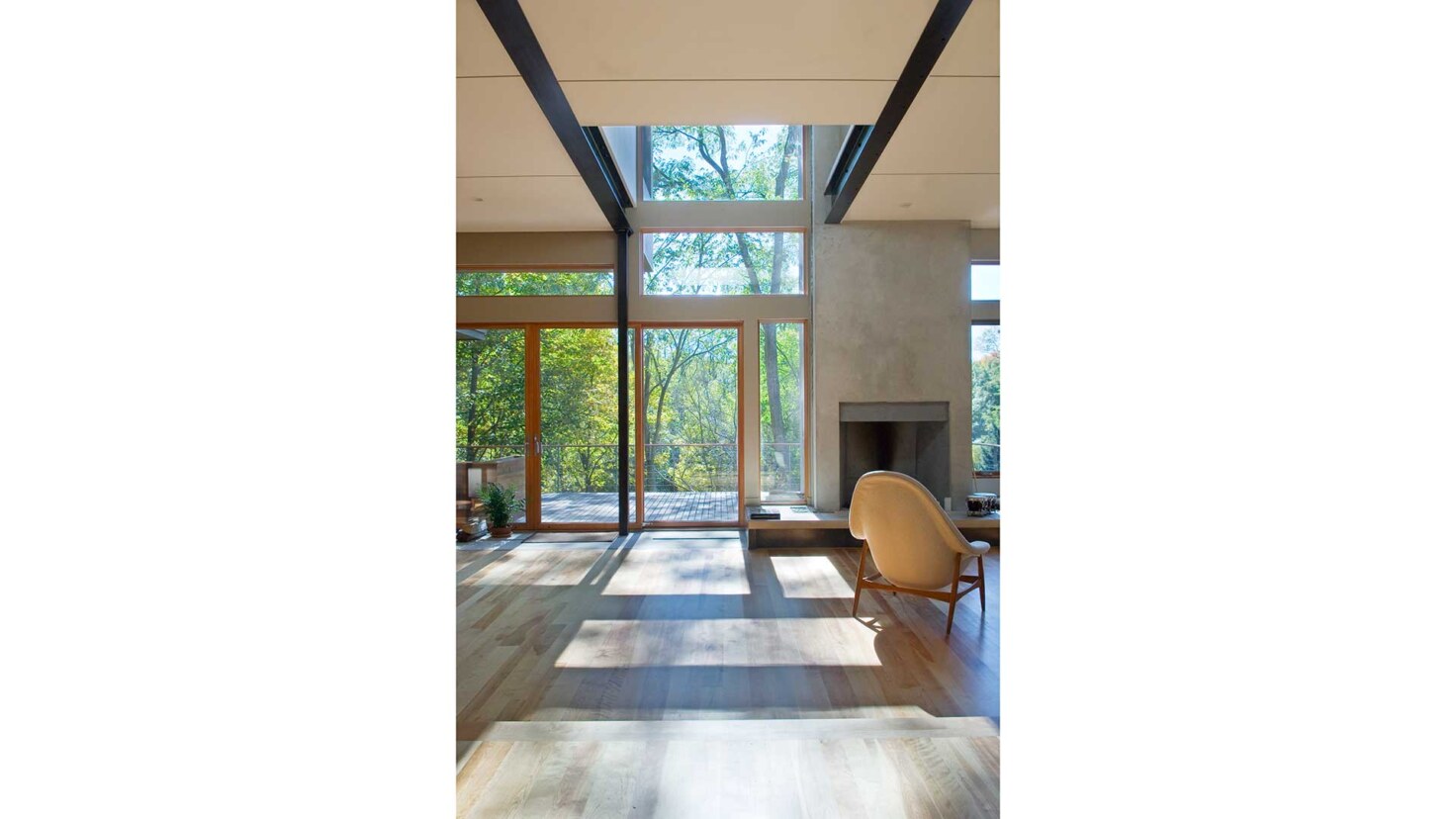 Singer_Studio_Cohen-Collins_House_05DSK